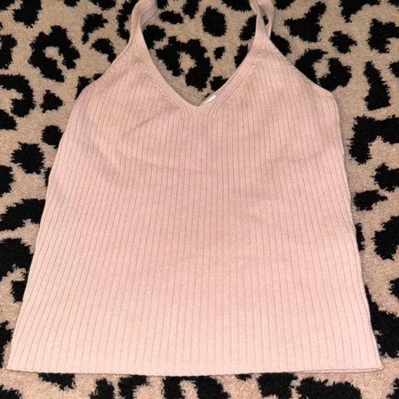 H&M Tops - H&M crop top